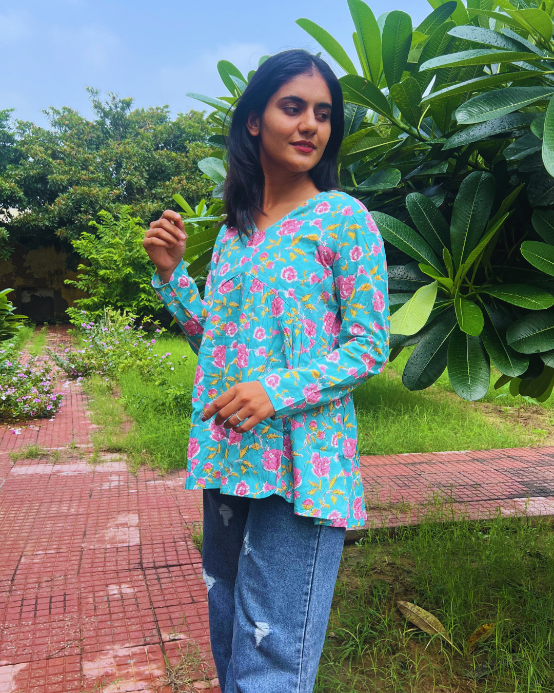 Zyra Floral Comfort Peplum Top - V Neck