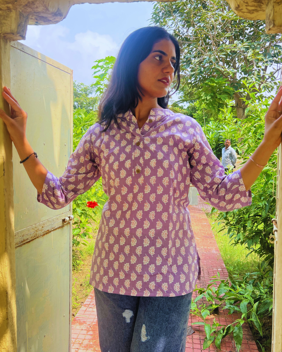 Shasya Lavender Block Print Short Kurti – Mandarin Collar