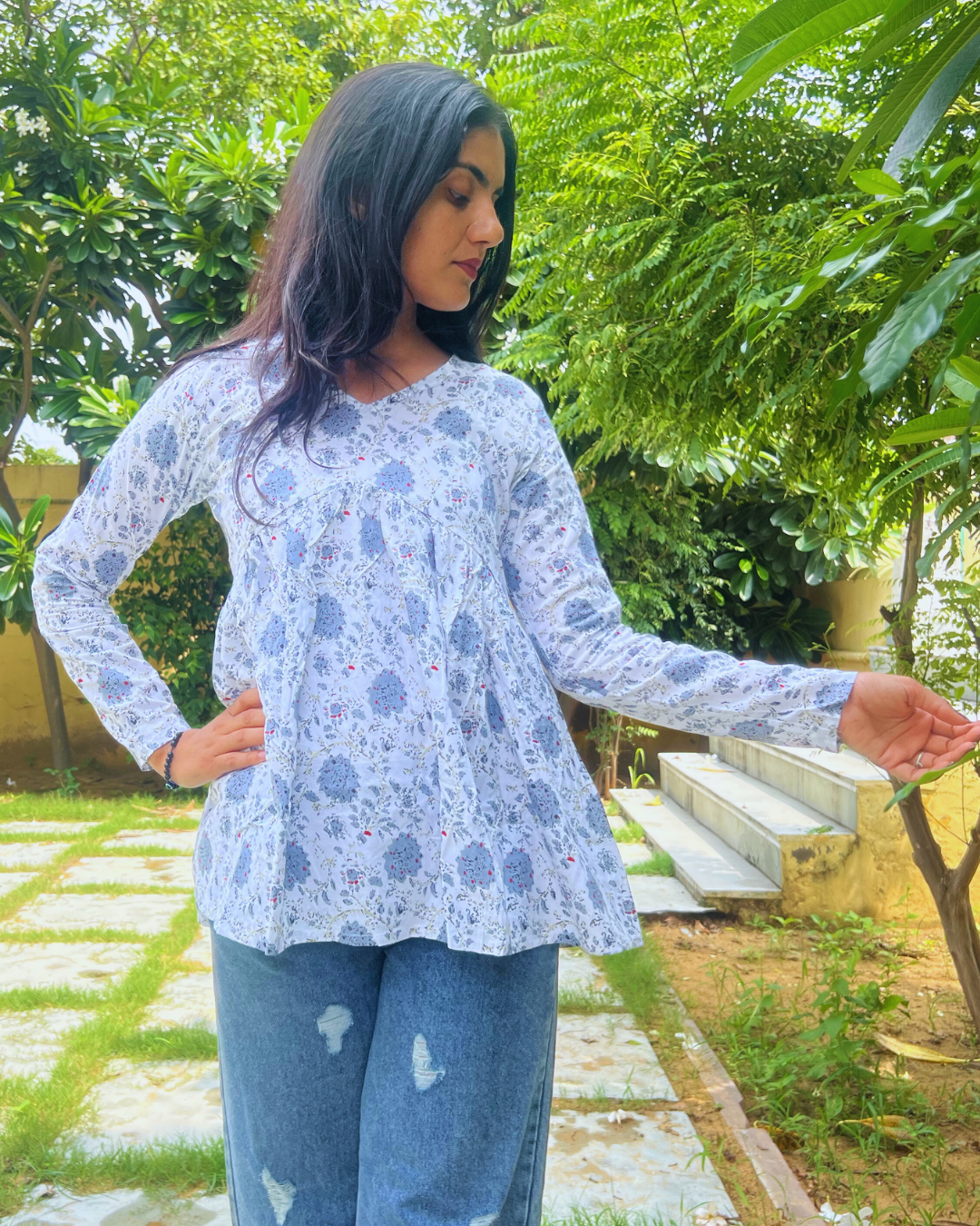 Meera V-Neck Kurti - White