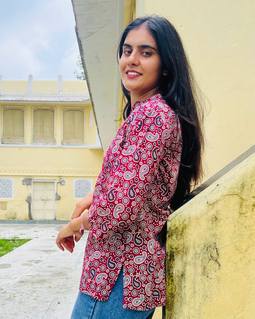 Lata Paisley Print Short Kurti – Wine Red