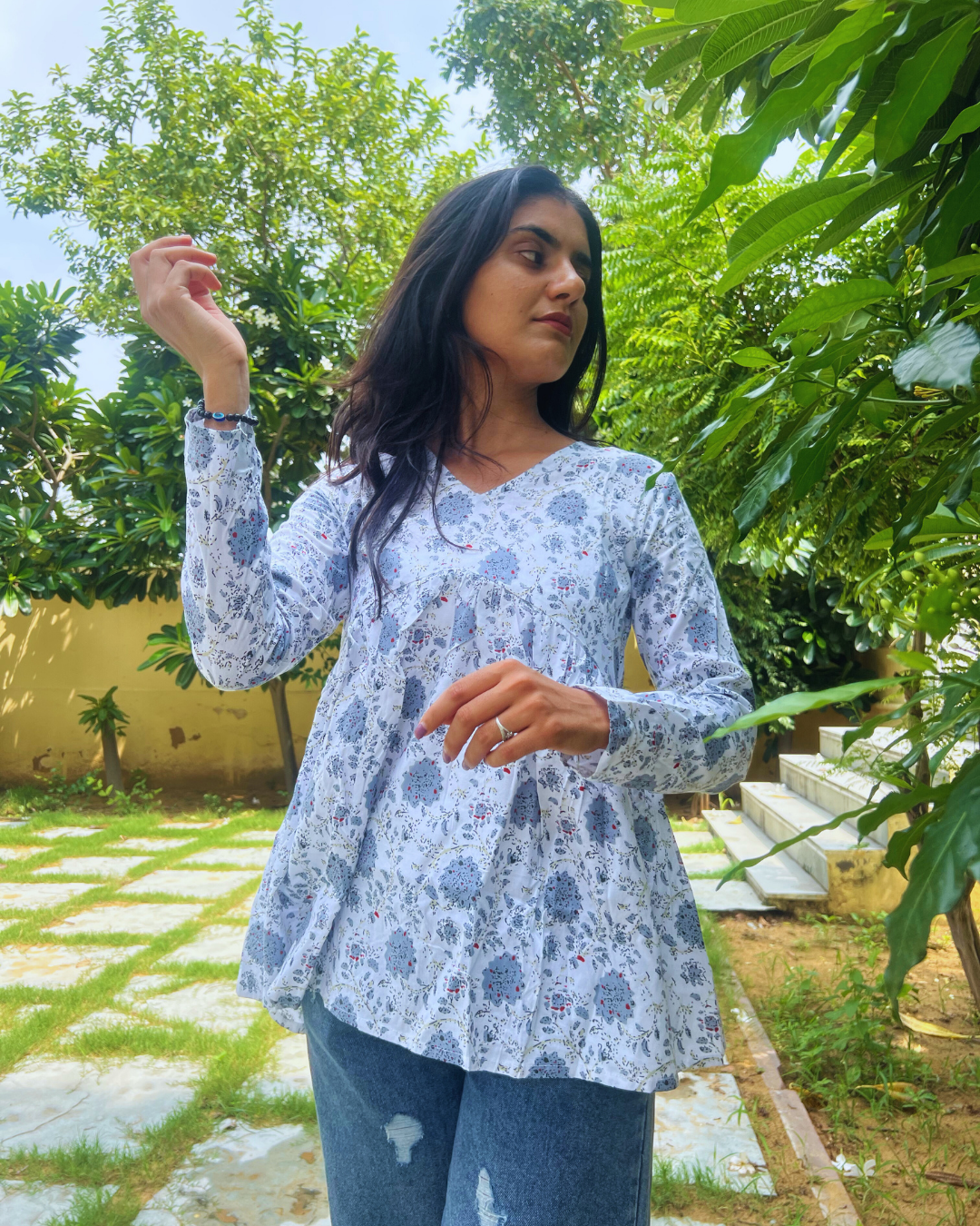 Meera V-Neck Kurti - White