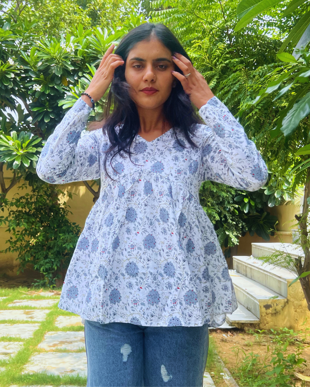 Meera V-Neck Kurti - White