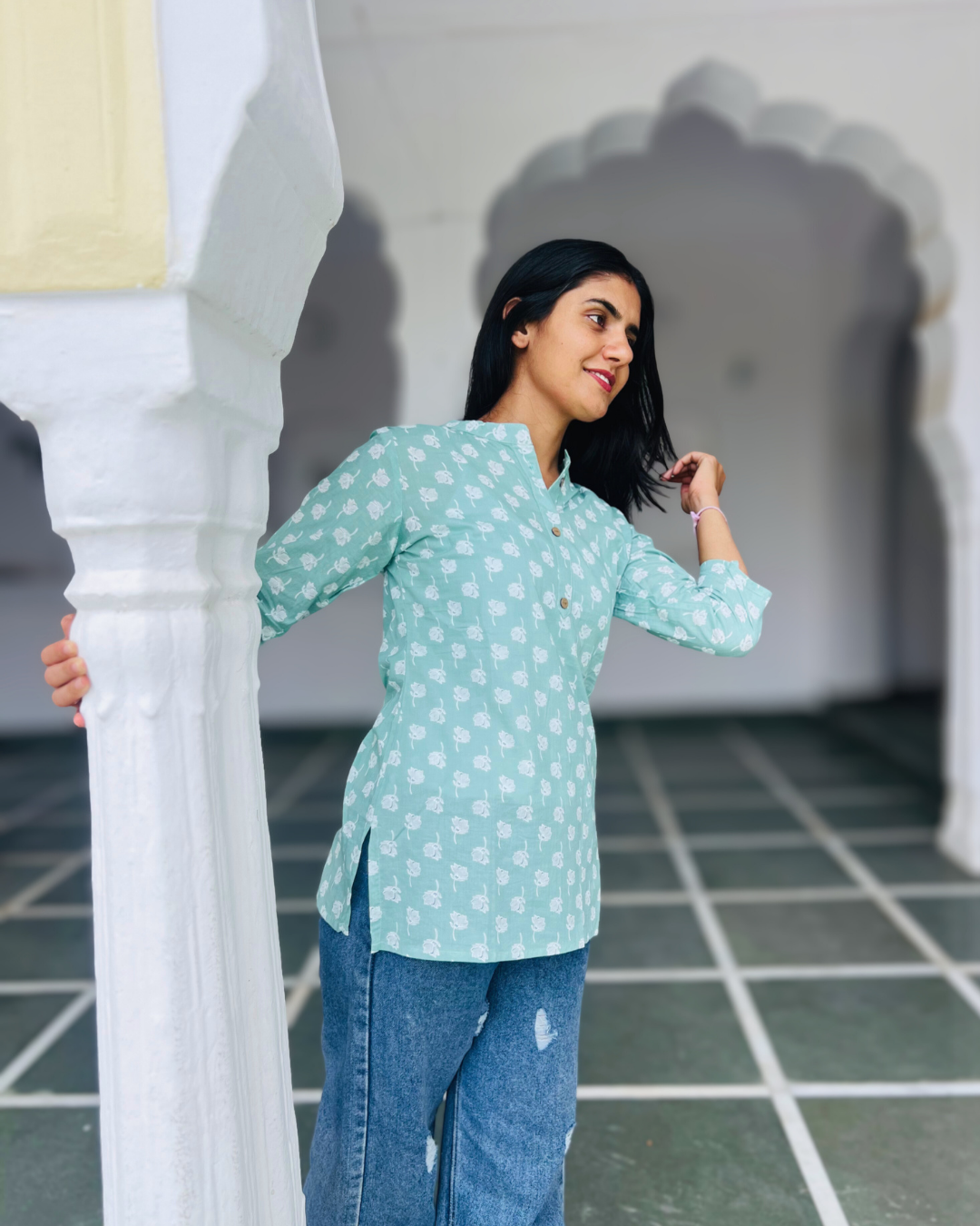 Milan Mandarin Collar Short Kurti – Mint Green