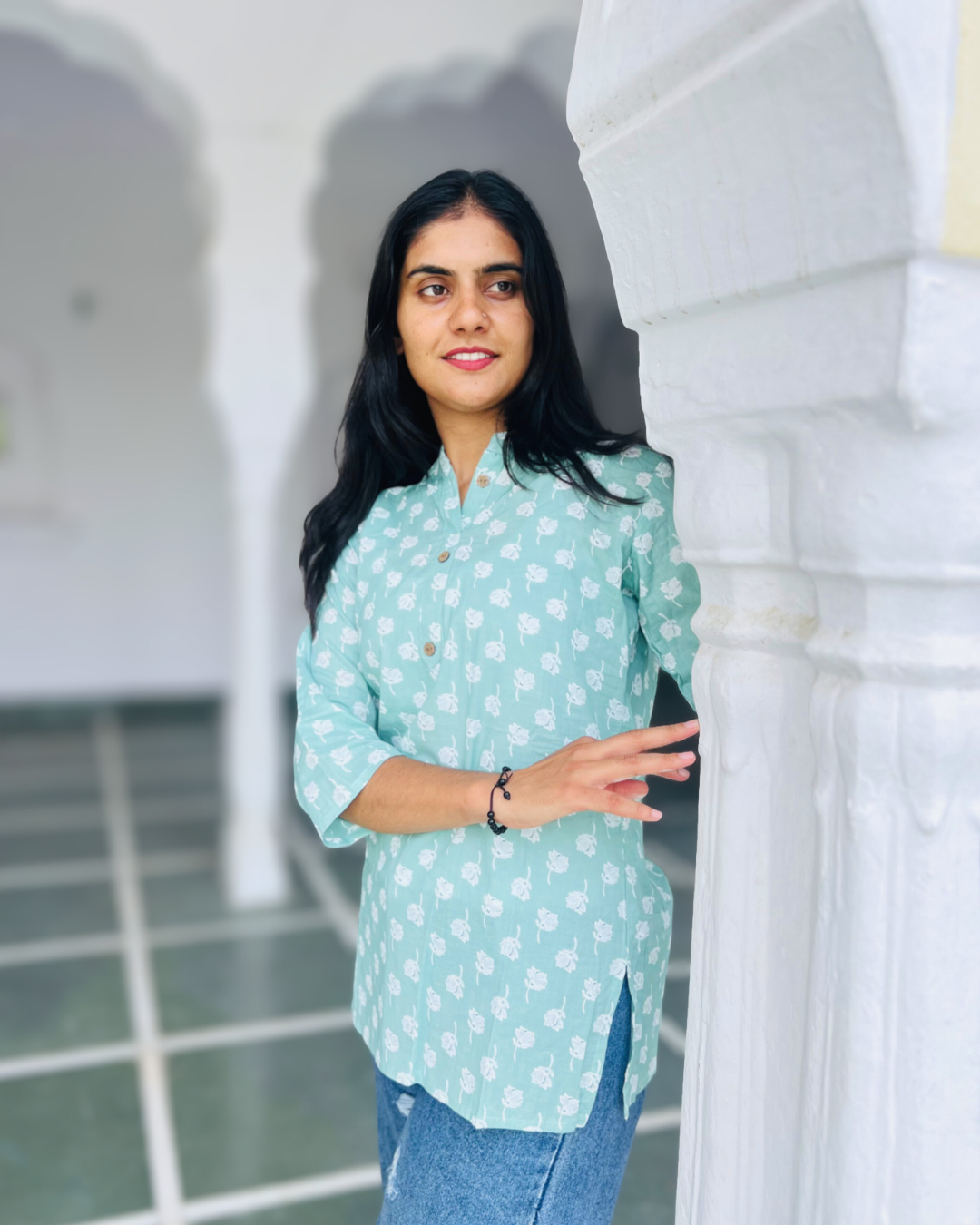 Milan Mandarin Collar Short Kurti – Mint Green