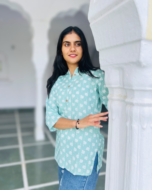 Milan Mandarin Collar Short Kurti – Mint Green