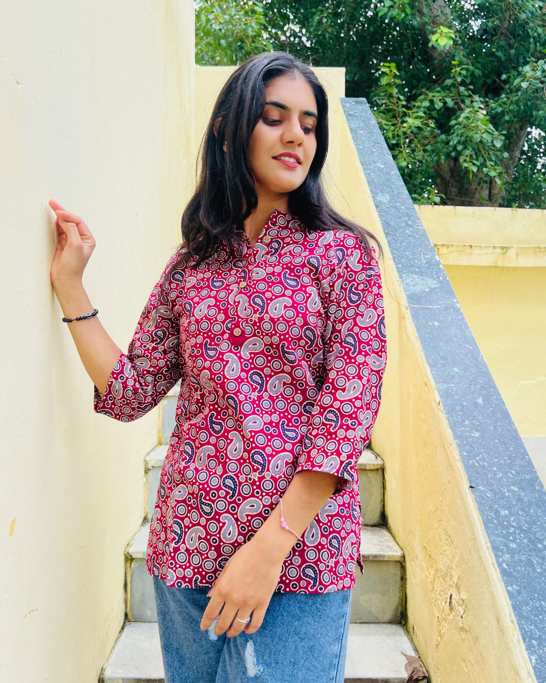 Lata Paisley Print Short Kurti – Wine Red