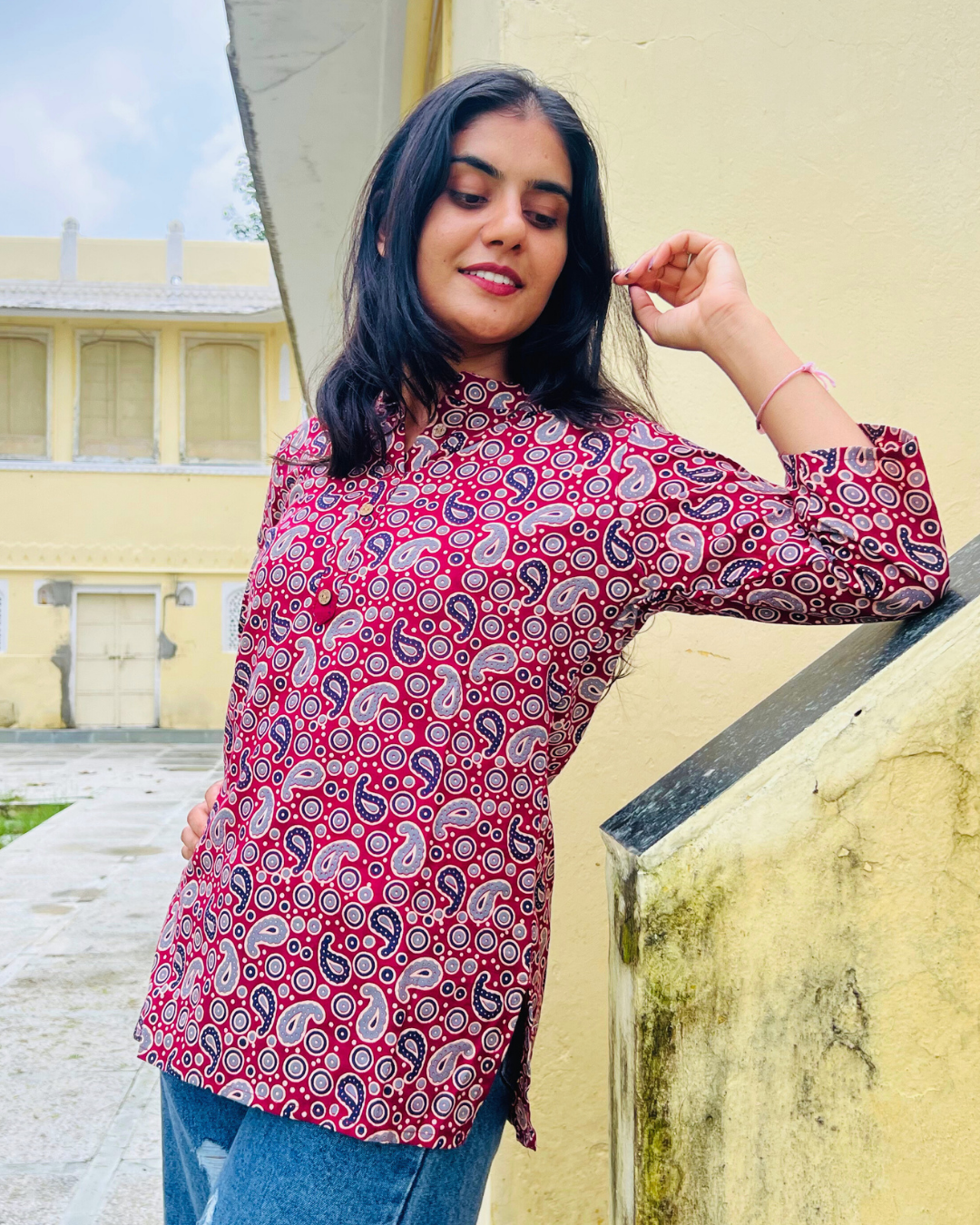 Lata Paisley Print Short Kurti – Wine Red