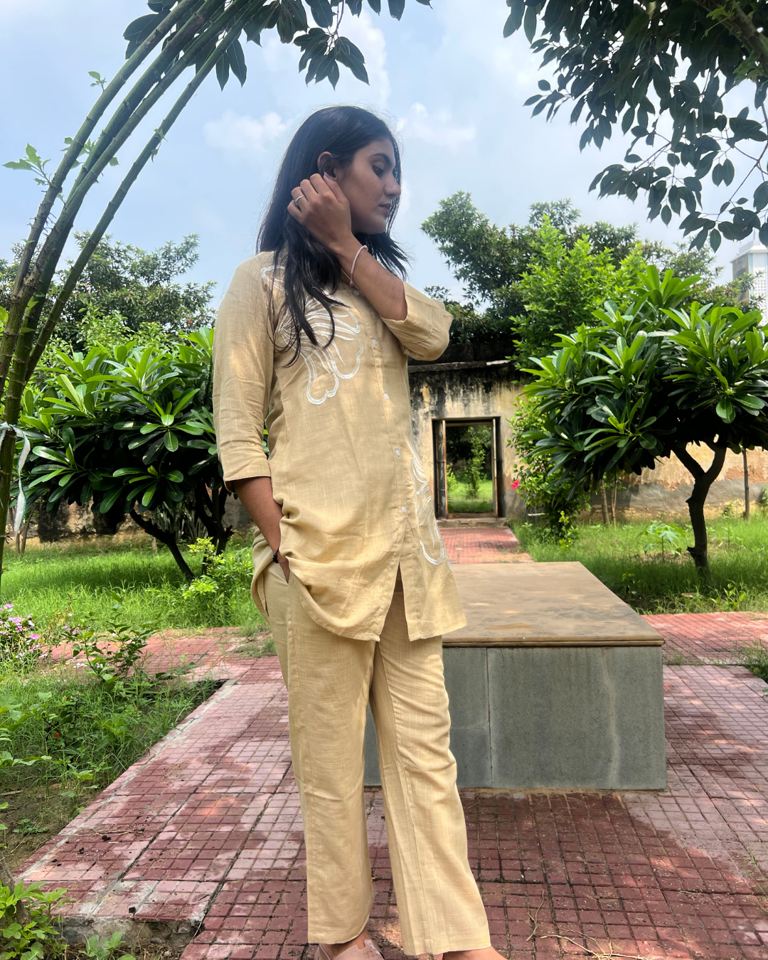 Aarvi Beige Cotton Cord-Set – Floral Touch